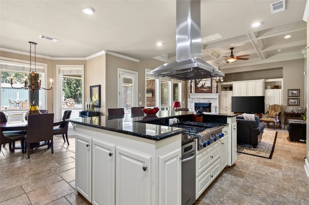 212 Oak Ridge Road Denison, TX 75021