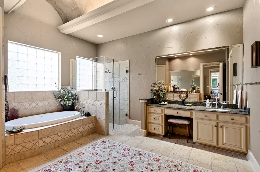 212 Oak Ridge Road Denison, TX 75021