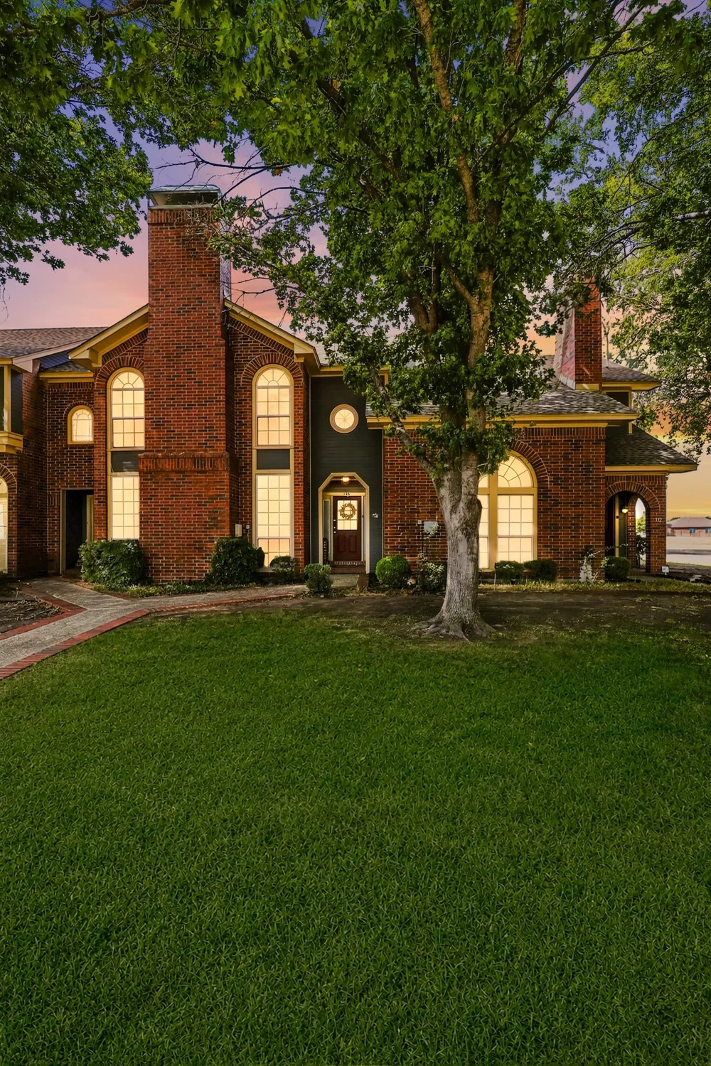 136 Cobblestone Row Denton, TX 76207