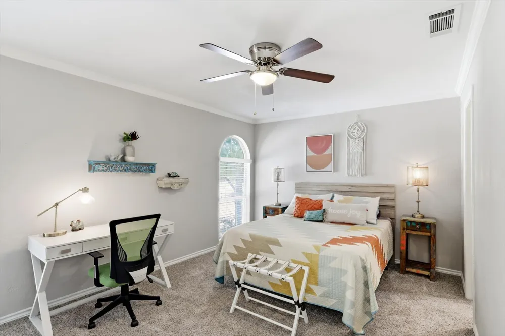 136 Cobblestone Row Denton, TX 76207