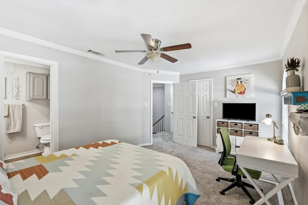 136 Cobblestone Row Denton, TX 76207