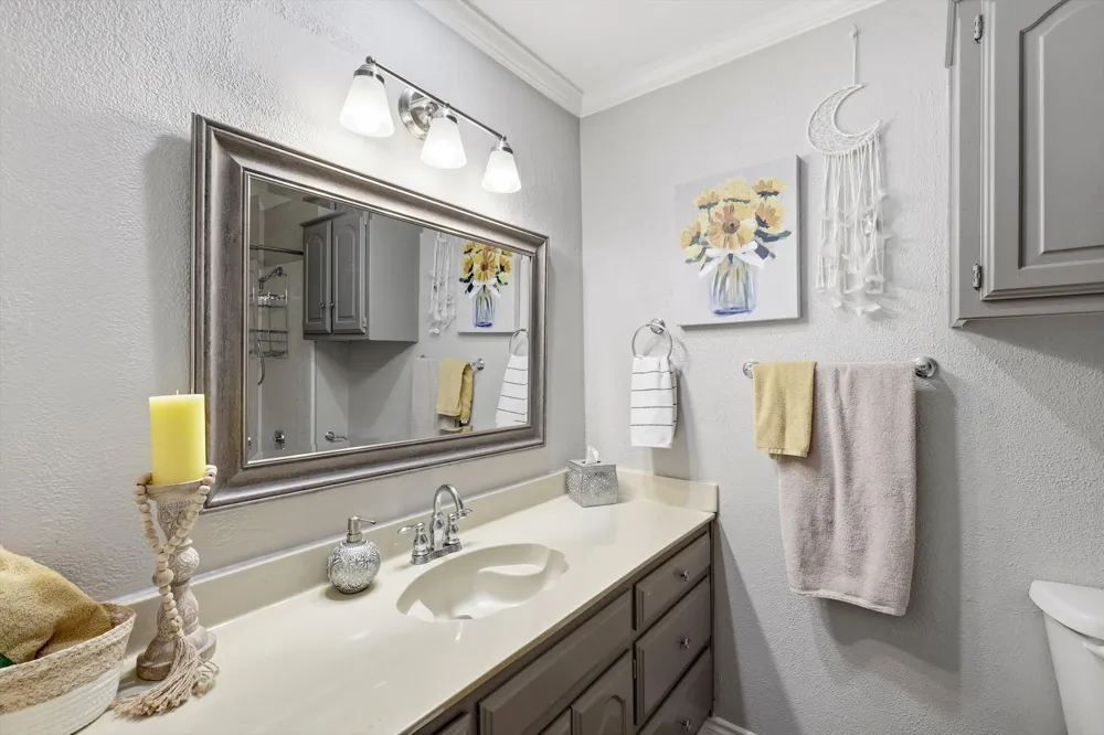 136 Cobblestone Row Denton, TX 76207