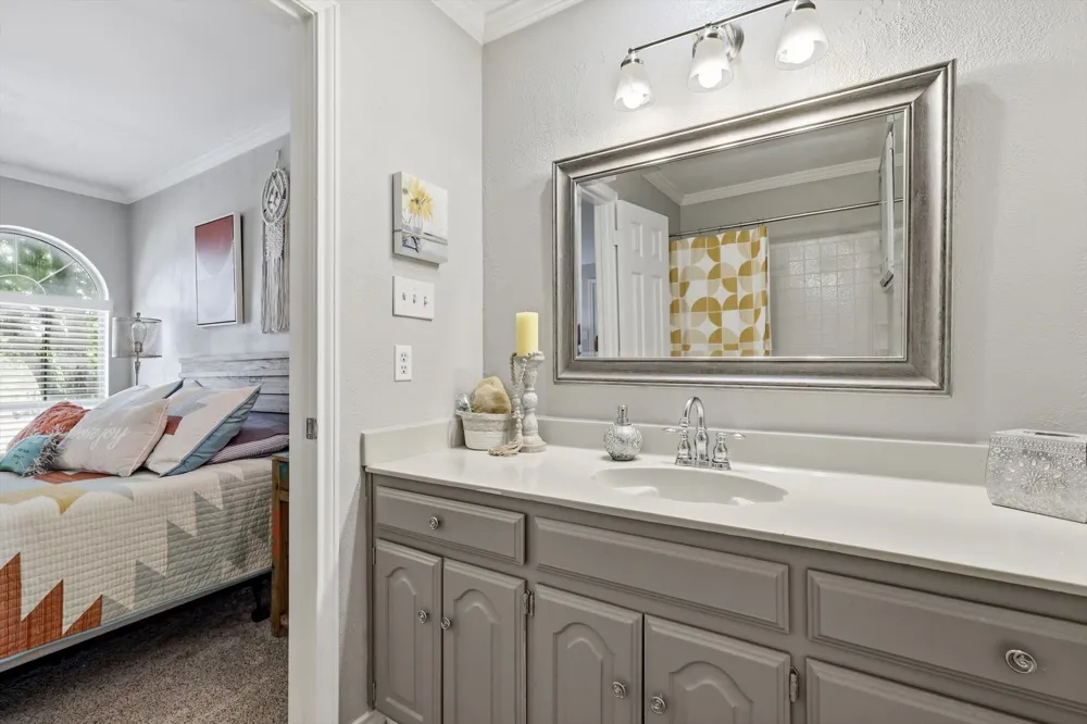 136 Cobblestone Row Denton, TX 76207