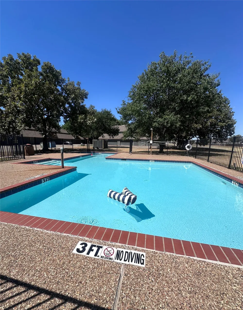 136 Cobblestone Row Denton, TX 76207