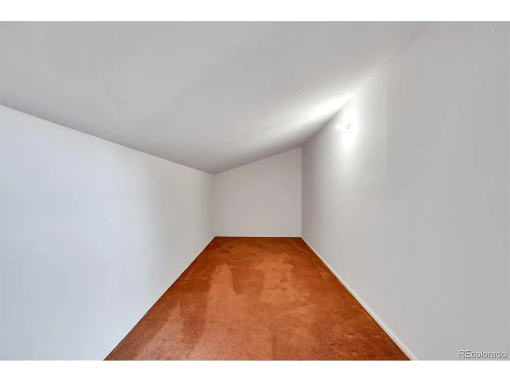 9225 W Jewell Place #105 Lakewood, CO 80227