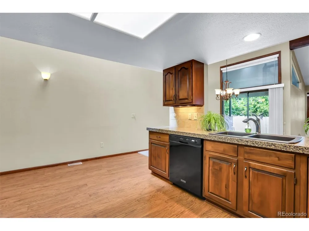 9225 W Jewell Place #105 Lakewood, CO 80227