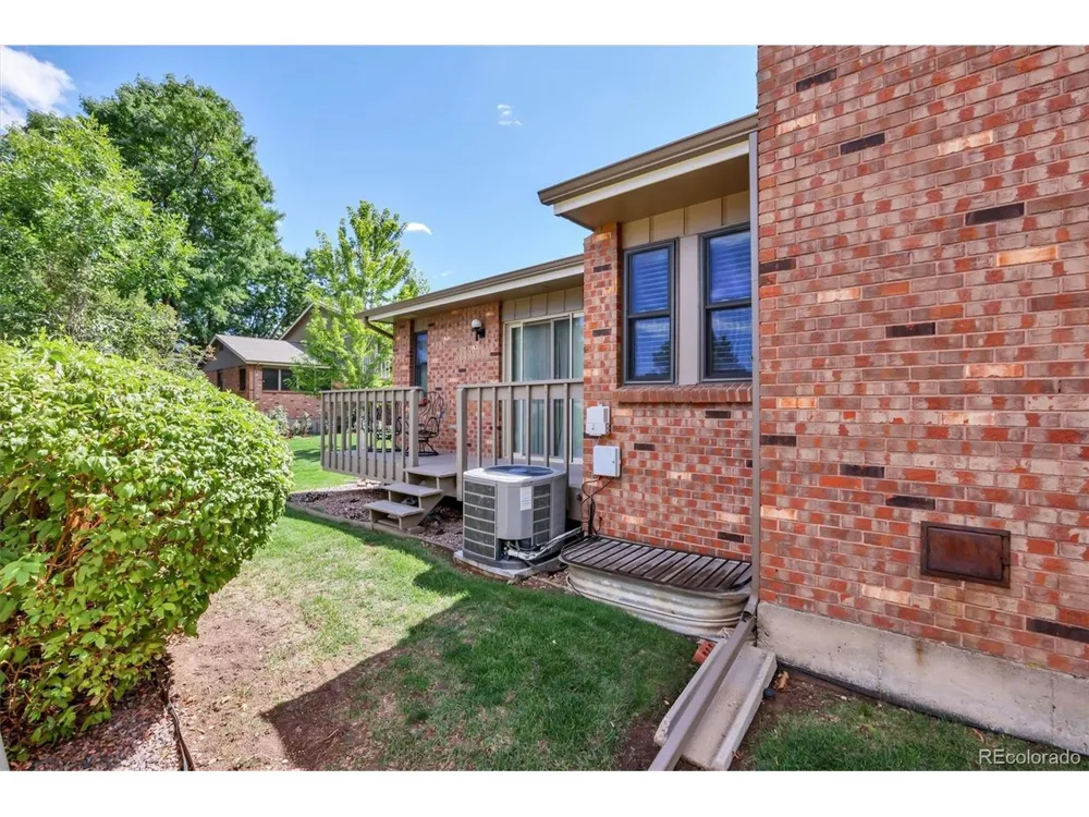 9225 W Jewell Place #105 Lakewood, CO 80227