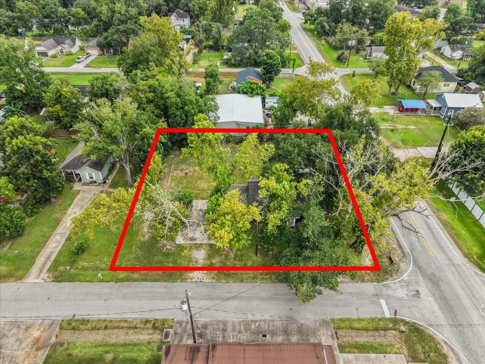 5201 Main Street Santa Fe, TX 77510