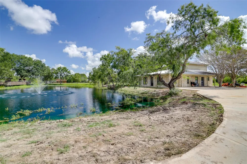 13302 Fm 359 Road #A Hempstead, TX 77445
