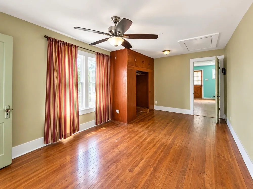 104 Flowers Street Dayton, TX 77535