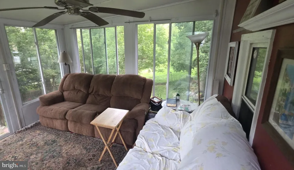 232 BERLIN ROAD Clementon, NJ 08021