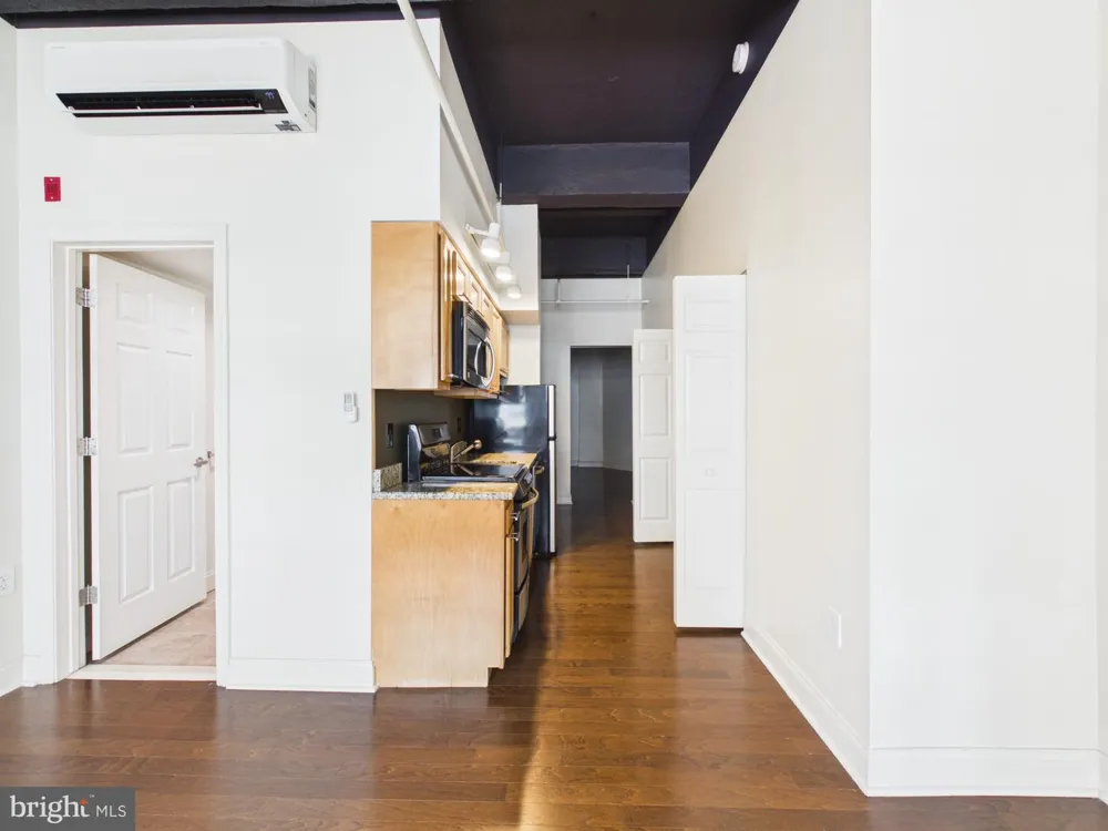 1600 CHESTNUT STREET #311 Philadelphia, PA 19103