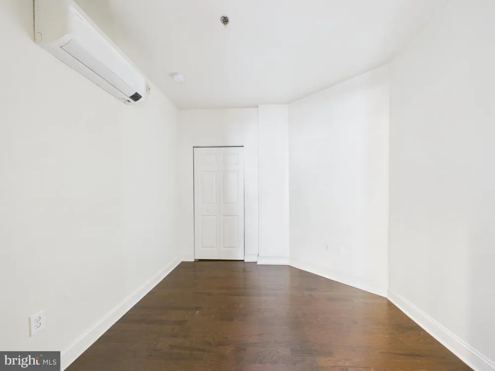 1600 CHESTNUT STREET #311 Philadelphia, PA 19103