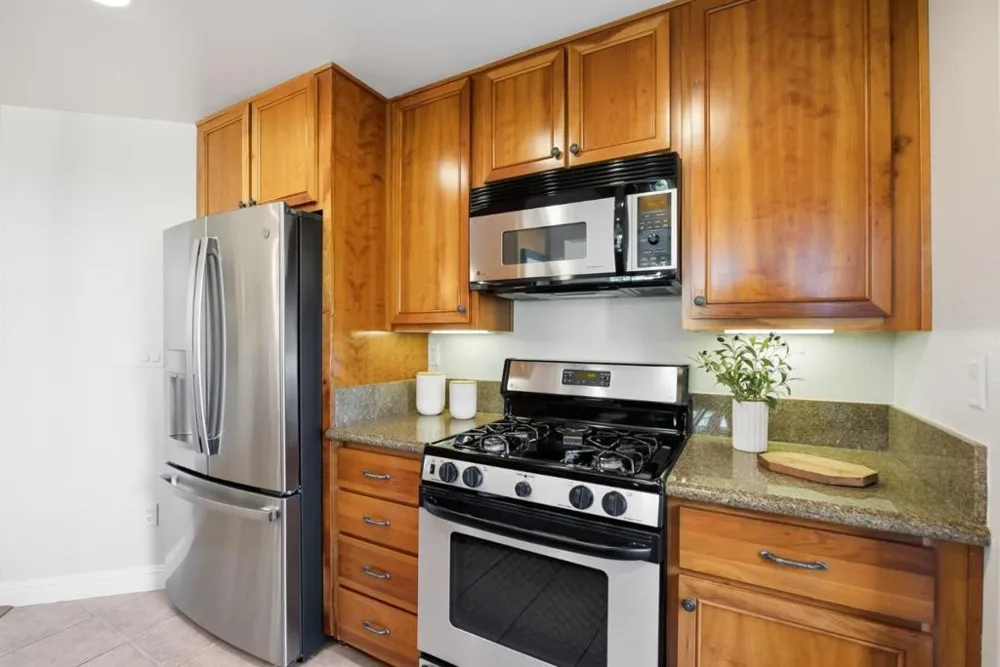 633 Elm Street #317 San Carlos, CA 94070