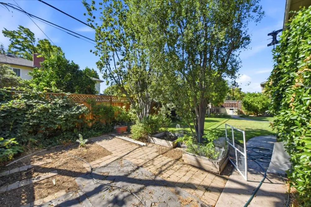 961 S Daniel Way San Jose, CA 95128