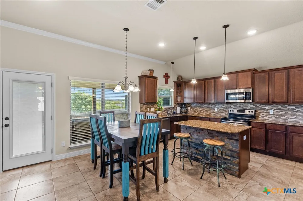 7606 Zircon Drive Killeen, TX 76542