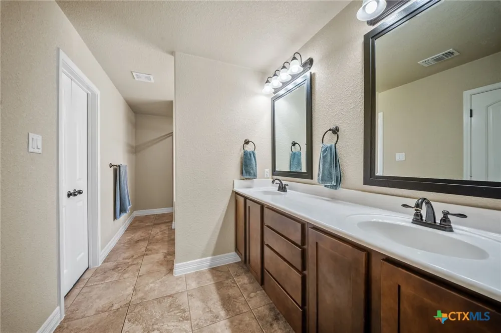 7606 Zircon Drive Killeen, TX 76542
