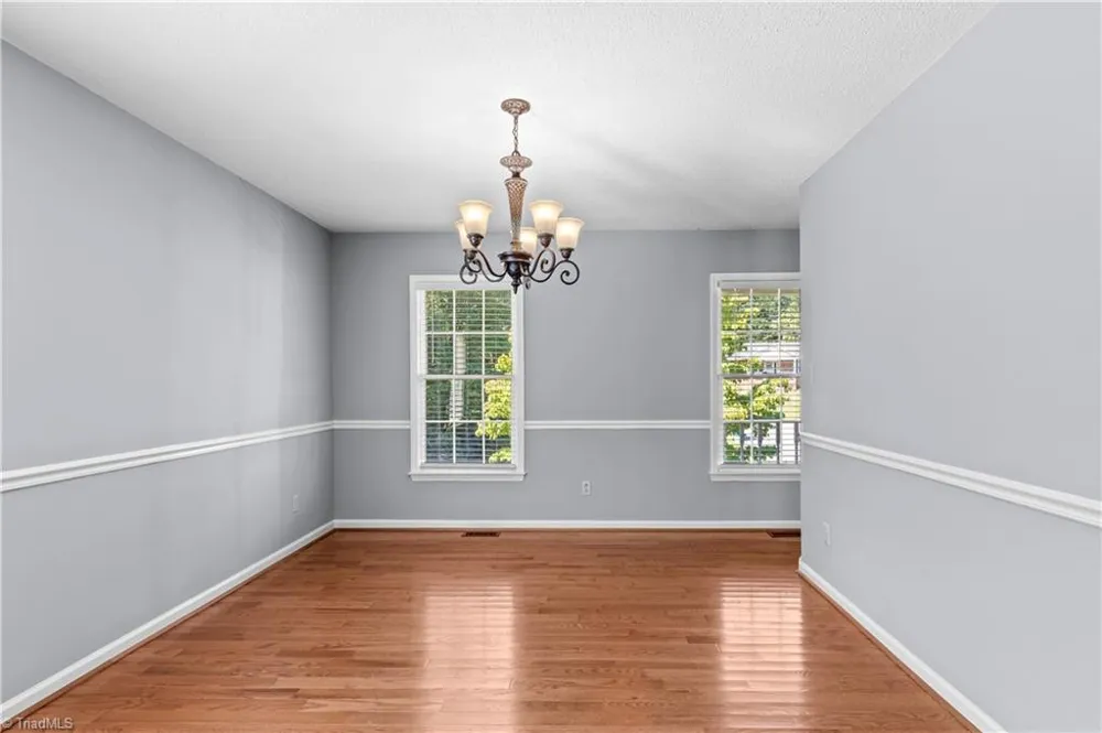 2513 Newington Court Clemmons, NC 27012