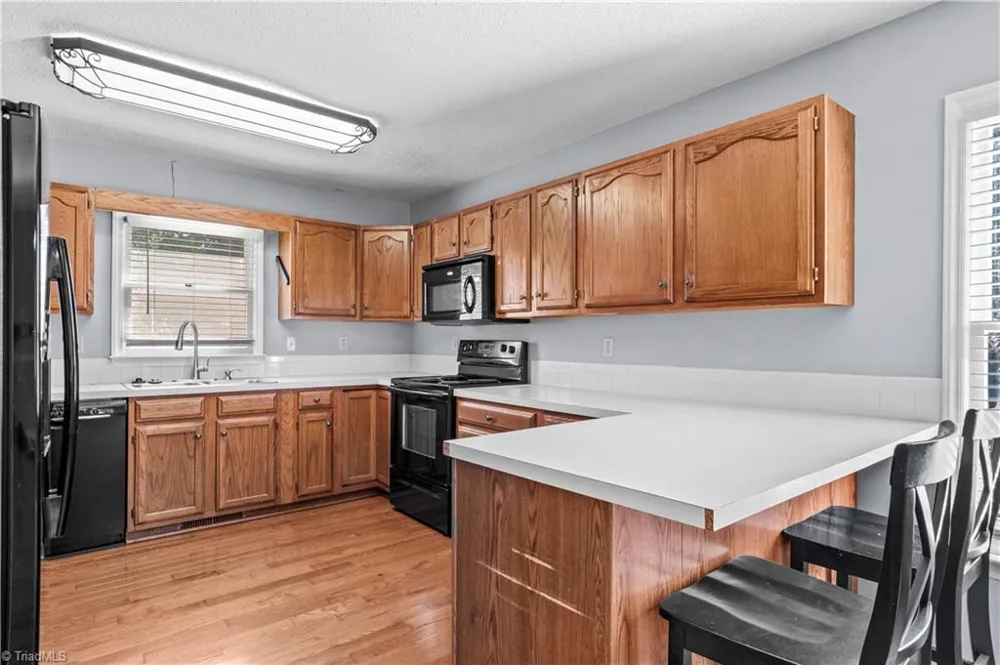 2513 Newington Court Clemmons, NC 27012