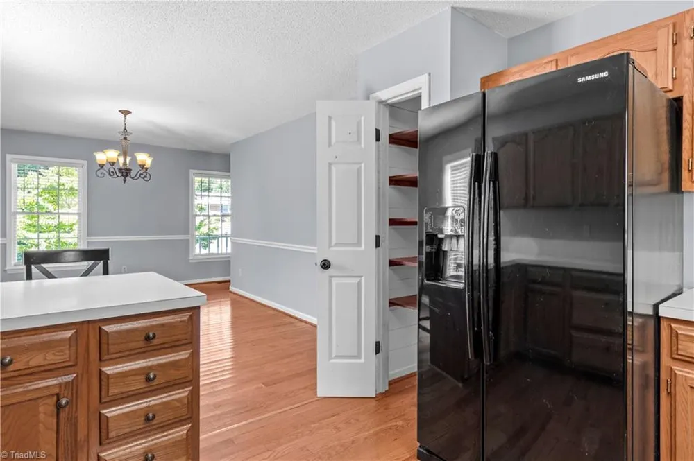 2513 Newington Court Clemmons, NC 27012