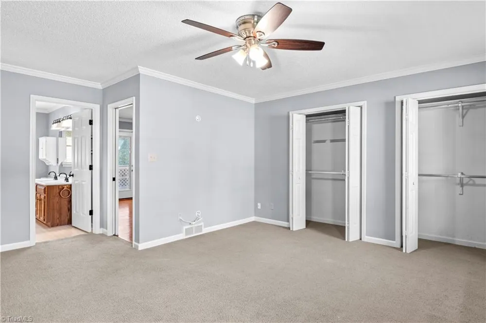 2513 Newington Court Clemmons, NC 27012