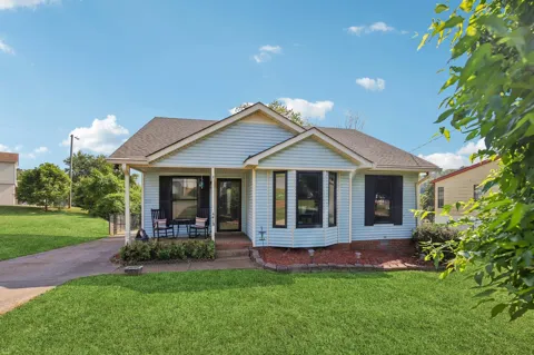 4413 Falling Leaf Ln