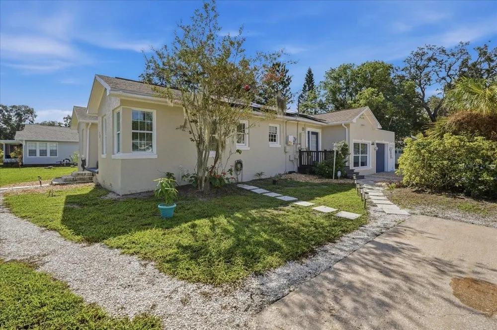 1161 SEDEEVA STREET Clearwater, FL 33755