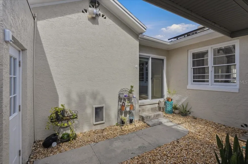 1161 SEDEEVA STREET Clearwater, FL 33755