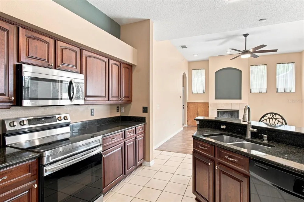 9905 BRANFORD COURT Riverview, FL 33578
