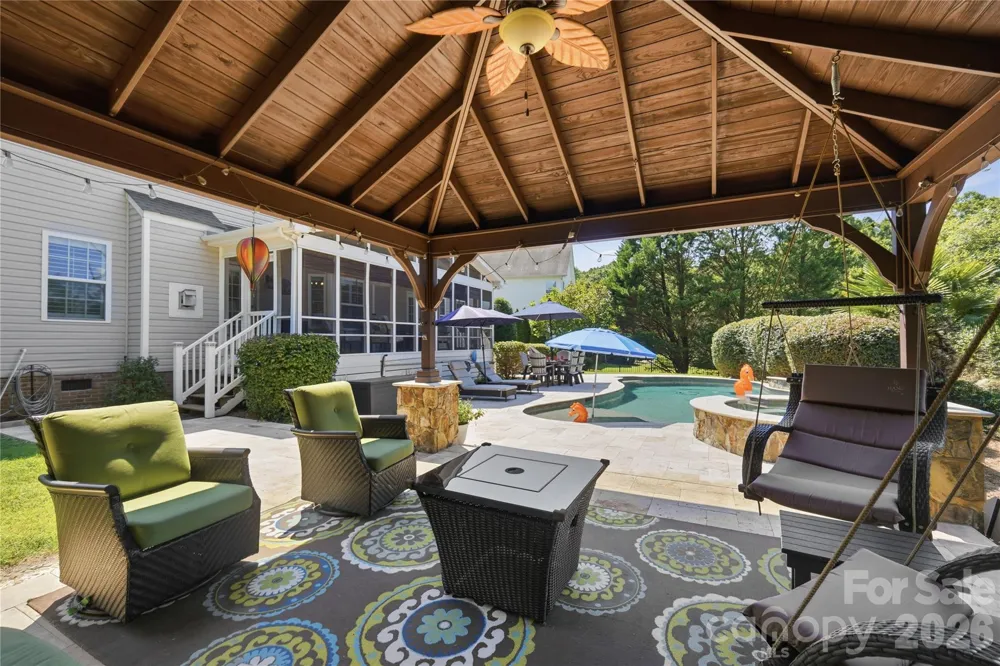 14720 Bridle Trace Lane Pineville, NC 28134