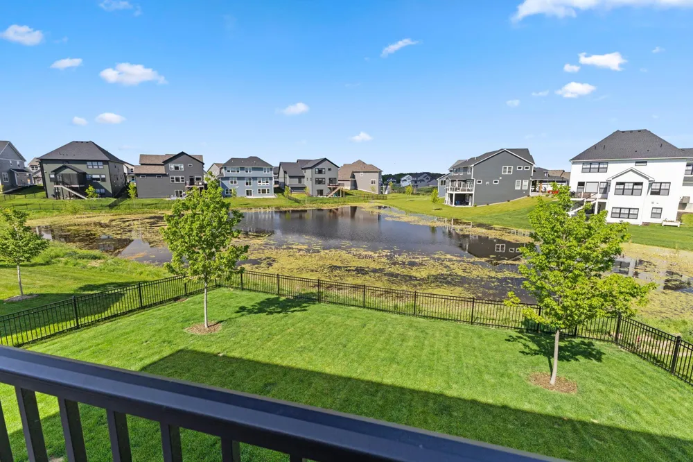 10166 Shadyview Lane Maple Grove, MN 55311