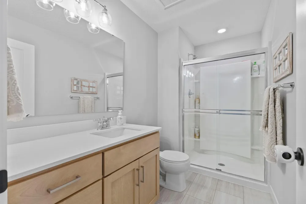 10166 Shadyview Lane Maple Grove, MN 55311