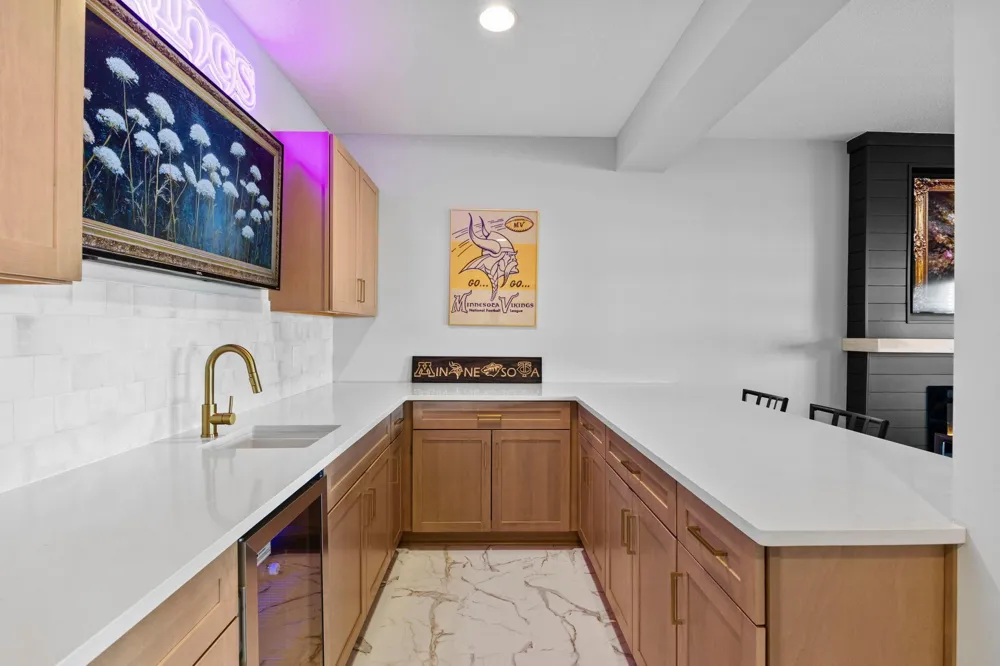 10166 Shadyview Lane Maple Grove, MN 55311