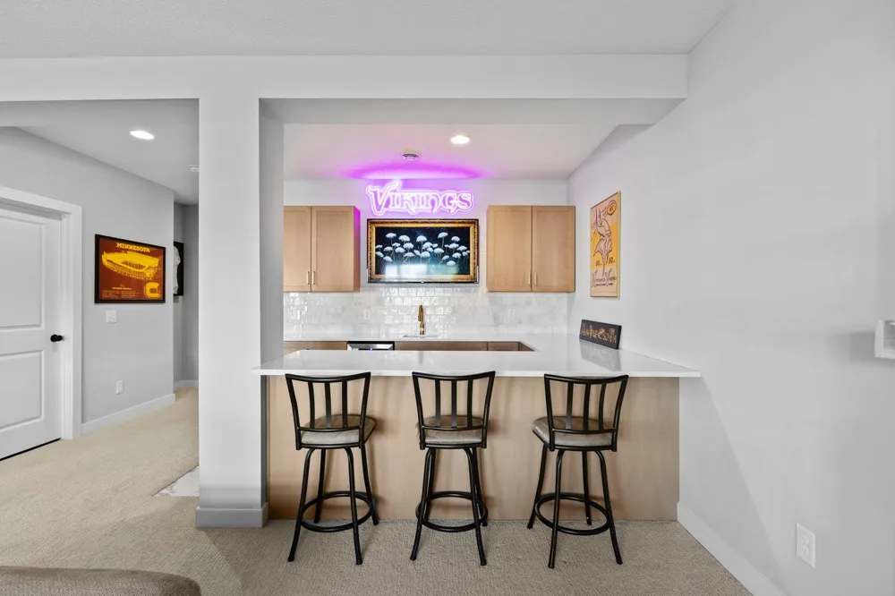 10166 Shadyview Lane Maple Grove, MN 55311