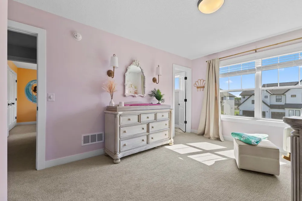 10166 Shadyview Lane Maple Grove, MN 55311