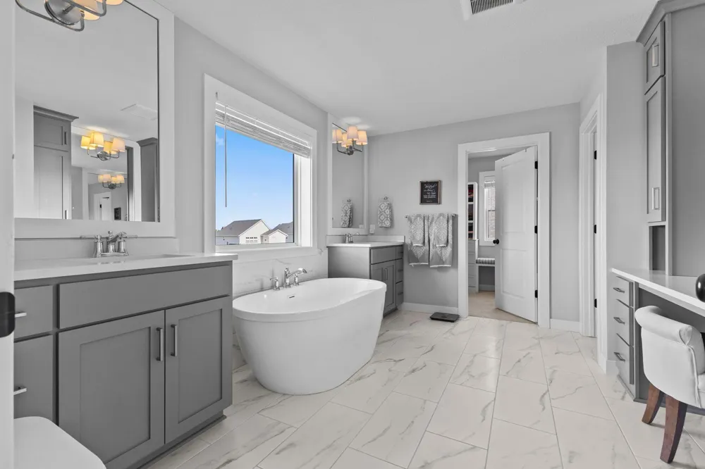10166 Shadyview Lane Maple Grove, MN 55311