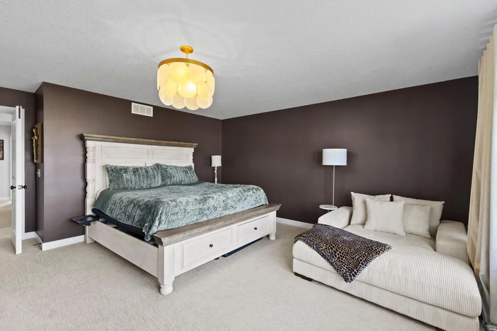 10166 Shadyview Lane Maple Grove, MN 55311