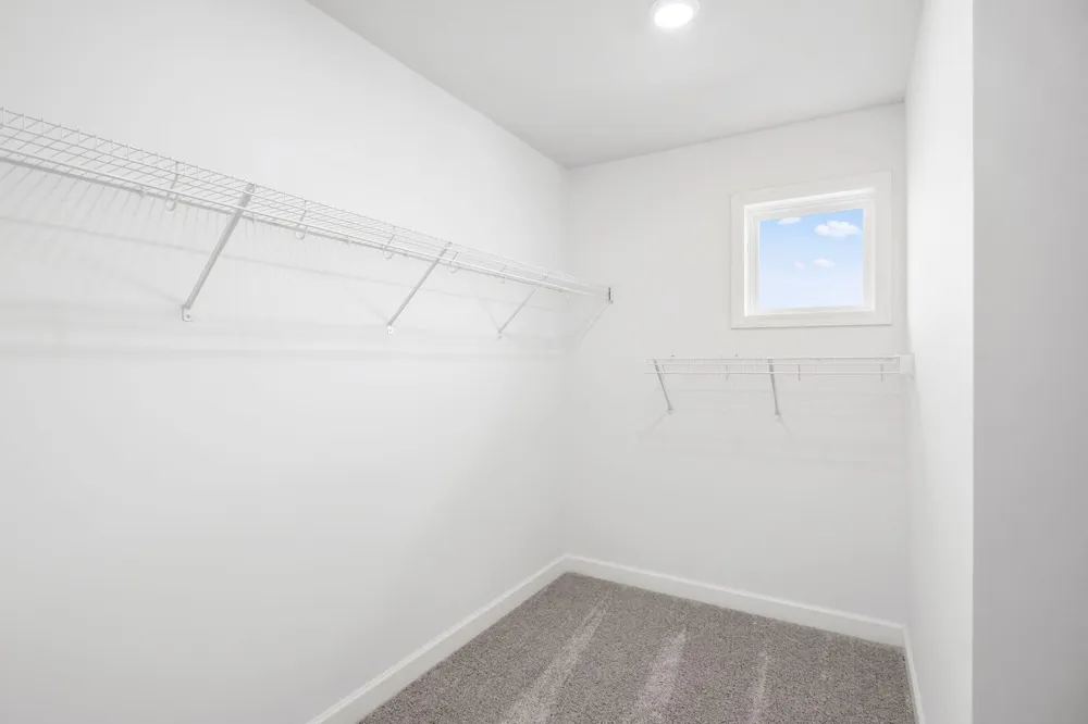642 Sierra Parkway Waconia, MN 55387