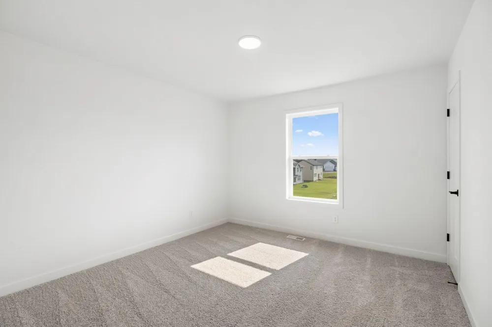 642 Sierra Parkway Waconia, MN 55387