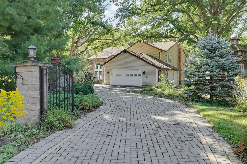 4450 138th Court W Rosemount, MN 55068
