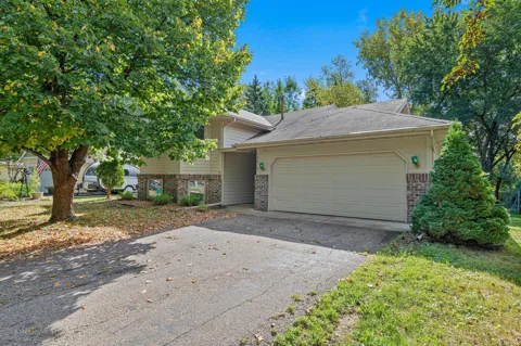 12013 Summerset Lane
