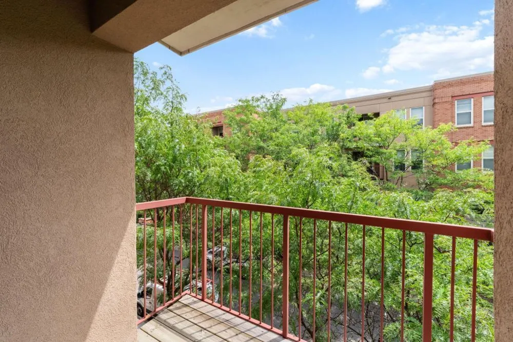 660 2nd St #301 Minneapolis, MN 55401