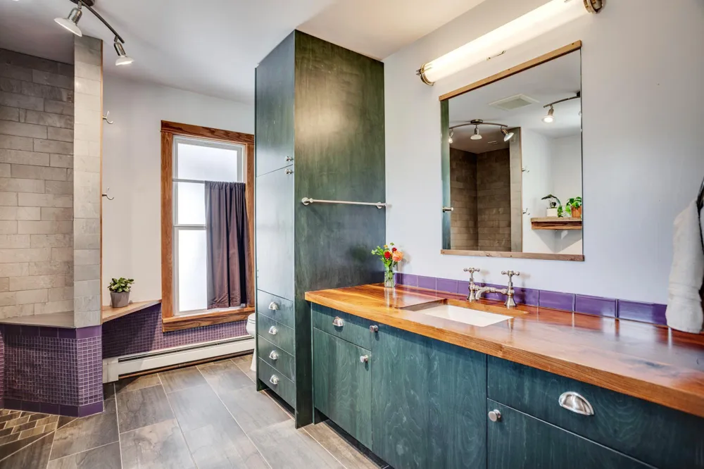 3446 Columbus Avenue Minneapolis, MN 55407