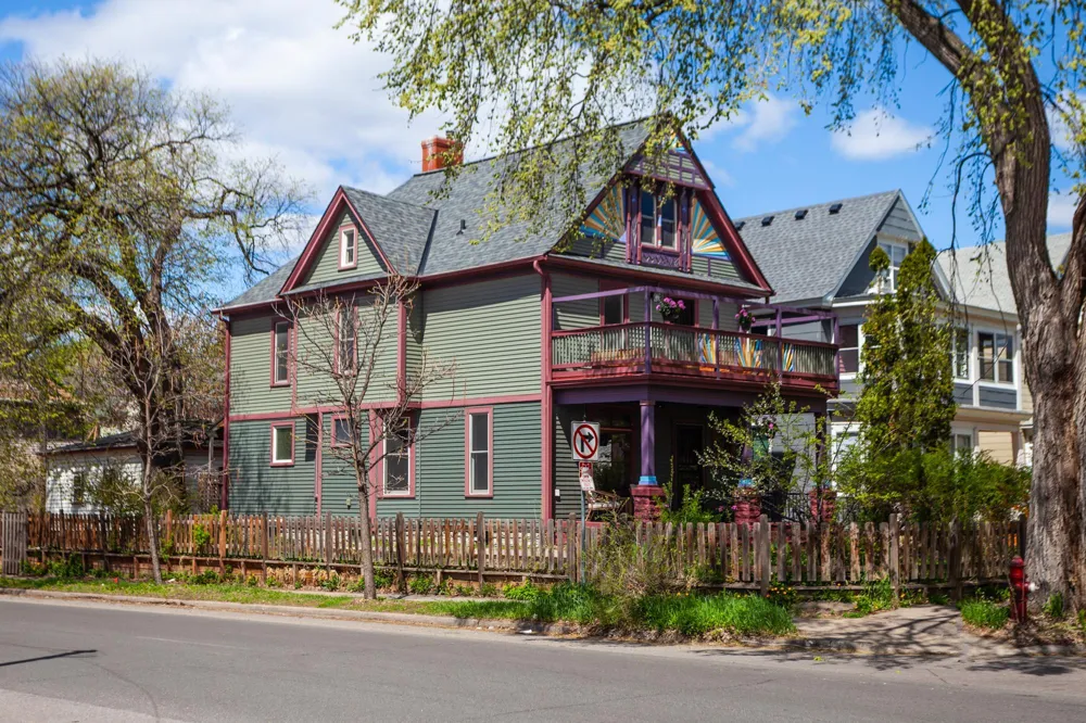 3446 Columbus Avenue Minneapolis, MN 55407