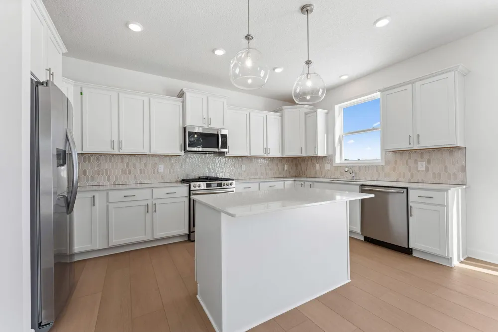 656 Sierra Parkway Waconia, MN 55387