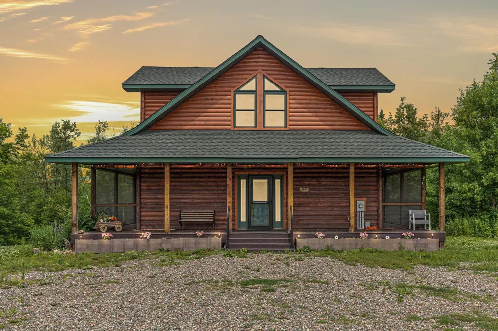 2354 305th Avenue Mora, MN 55051