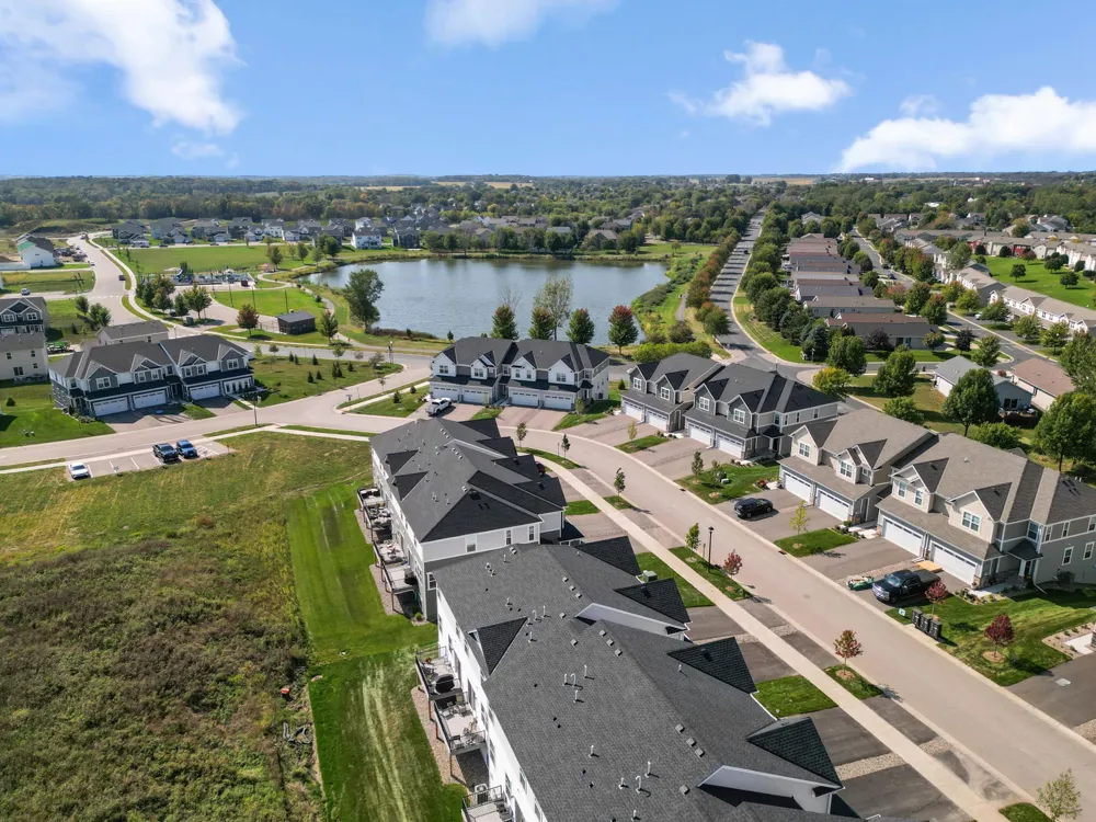 657 Sierra Parkway Waconia, MN 55387