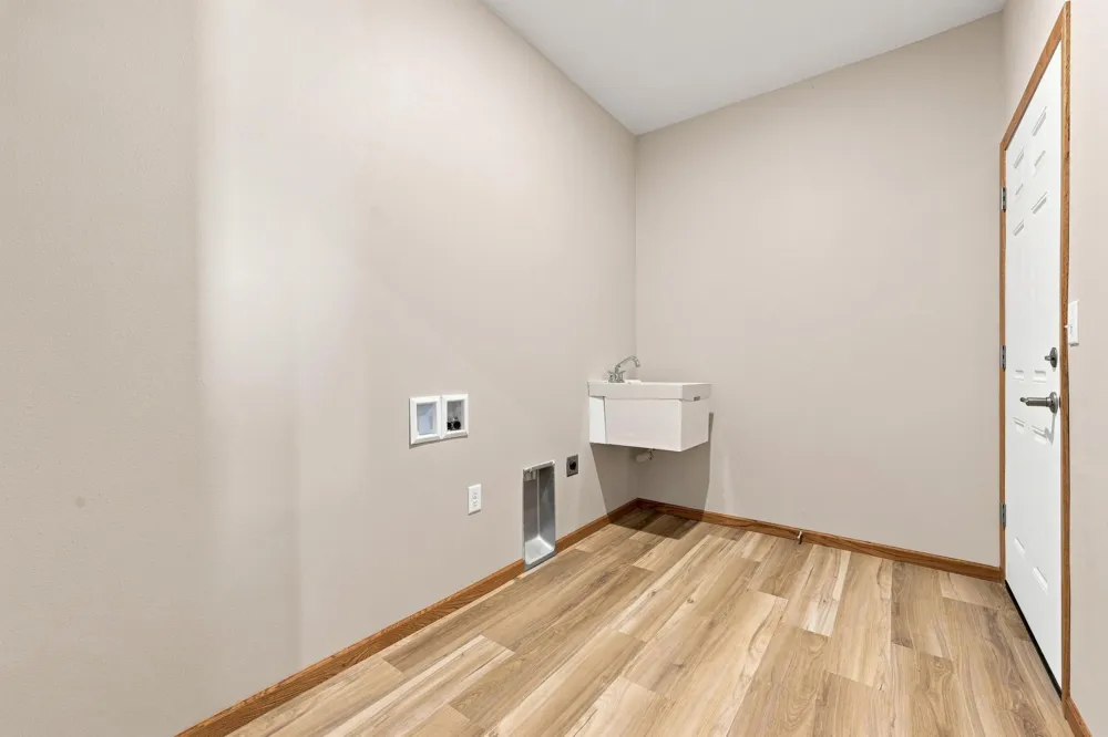 6001 6th Street #B Lake Park, MN 56554