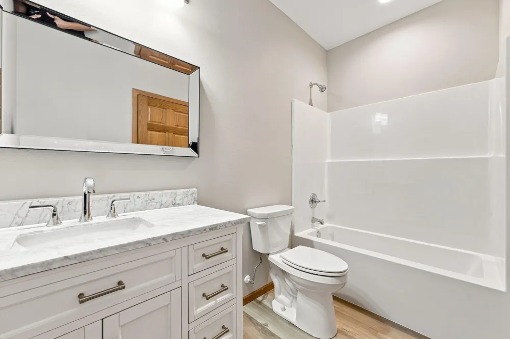 6001 6th Street #B Lake Park, MN 56554