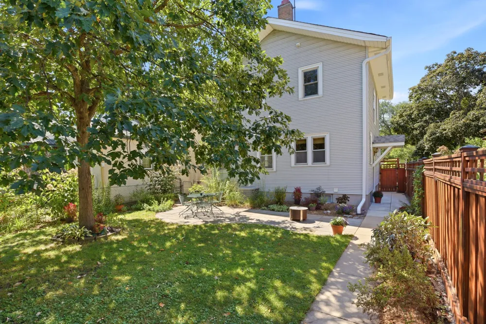 4649 42nd Avenue S Minneapolis, MN 55406